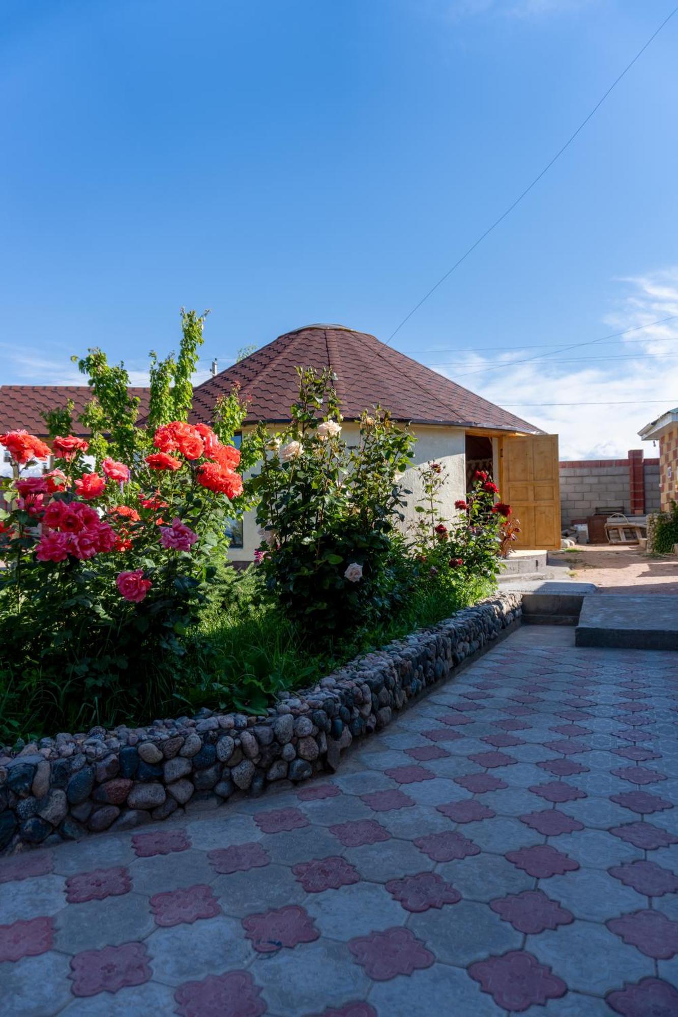 Svetlana Guest House Bokonbayevo Dış mekan fotoğraf